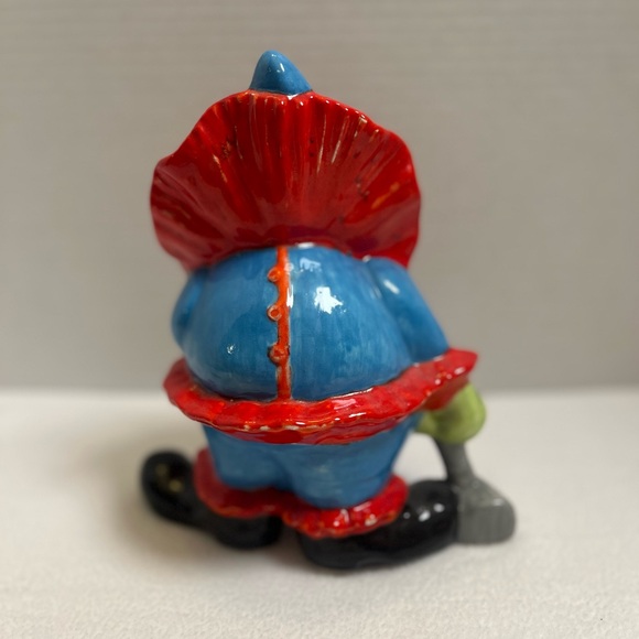 Vintage Ceramic Circus Clown Figurine Hand-Painted Colorful Glossy Decor 7” - Picture 2 of 6